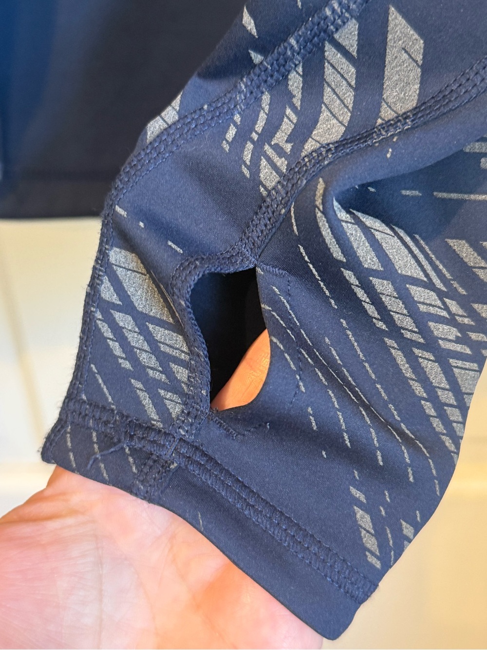 Sweaty Betty navy patterned full-zip performance jacket with silver accents - Picture 3 of 7